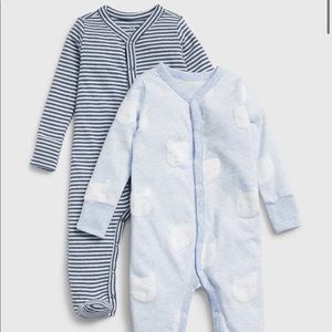 NWOT Baby Gap Print Footed One-Piece (2-pack)